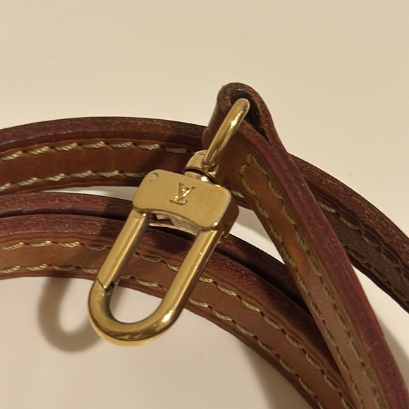 Louis Vuitton DAMIER AZUR EVA Pochette with leather strap - Picture 10 of 16